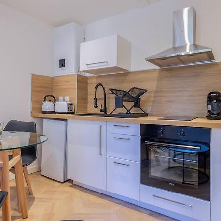 Le Cocon Urbain En Hyper Centre Apartment La Rochelle  Bagian luar foto