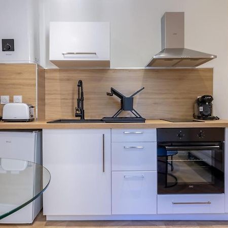 Le Cocon Urbain En Hyper Centre Apartment La Rochelle  Bagian luar foto