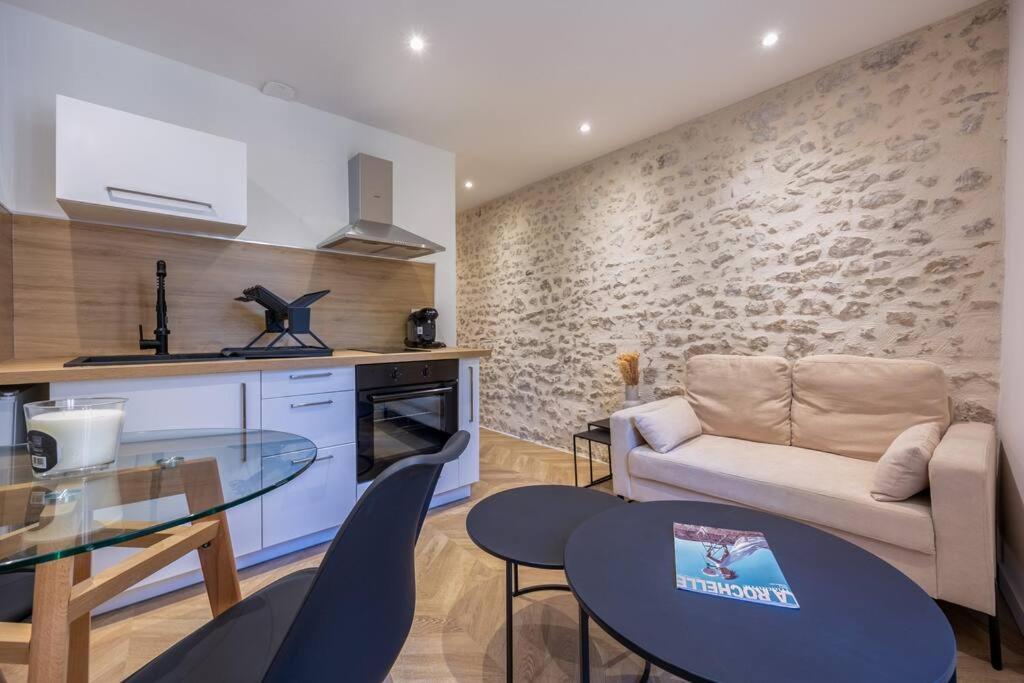 Le Cocon Urbain En Hyper Centre Apartment La Rochelle  Bagian luar foto